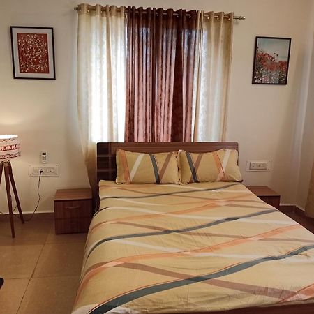 Karjat Villa Exteriér fotografie